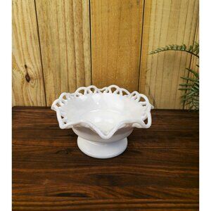 Vintage LE Smith Colonial Lace Edge Milk Glass Footed Bowl